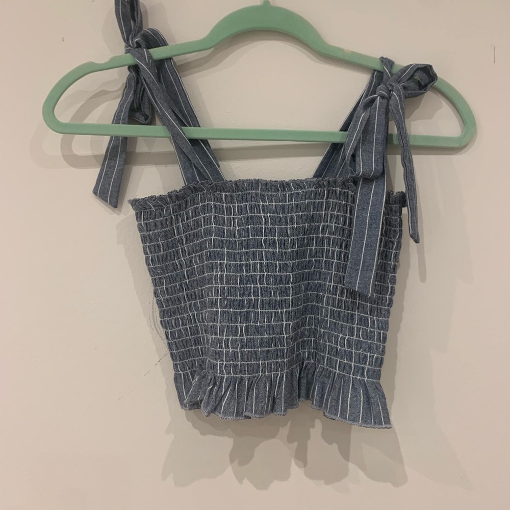 LA Hearts Womens Tie Strap Smocked Top - Picture 2 of 4